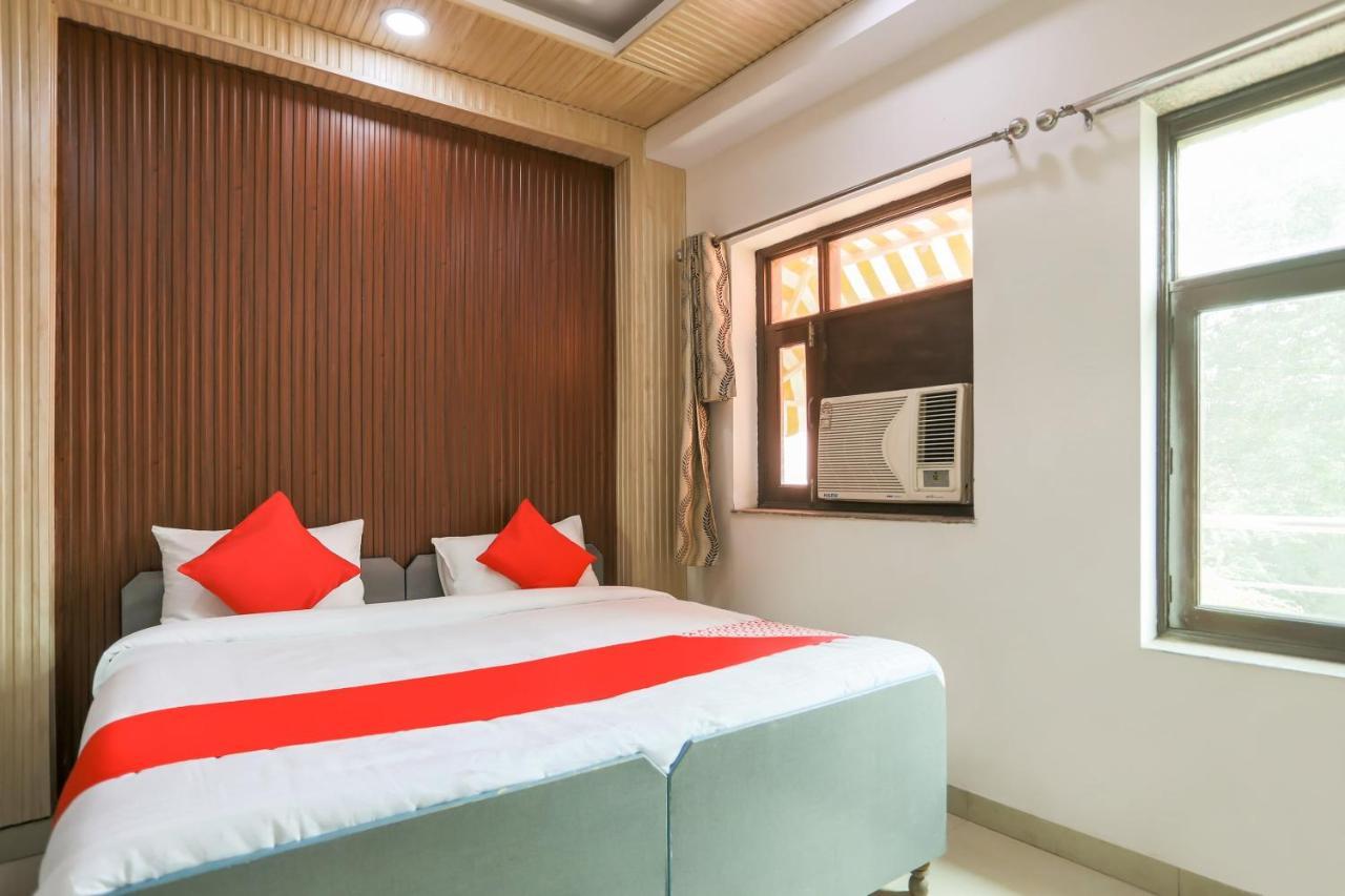 โอโย 75798 ชัย พาเลซ Hotel นิวเดลี ภายนอก รูปภาพ